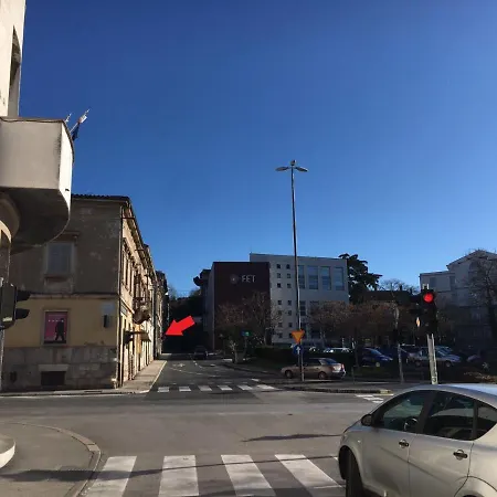 Flanaticus شقة بولا